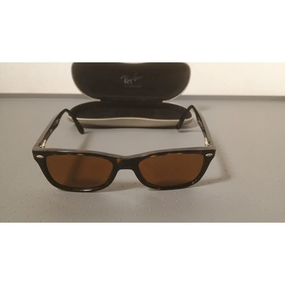 Ray-Ban Black Frame Brown Lens Wayfarer Sunglasses